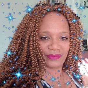 Meet your Posher, Lataunya